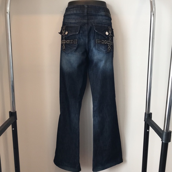 Buffalo David bottom Joan low rise denim. Stretch fair. Sexy dark wash. - Picture 6 of 11